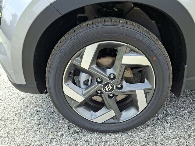 New 2026 Hyundai Venue SEL FWD image 18