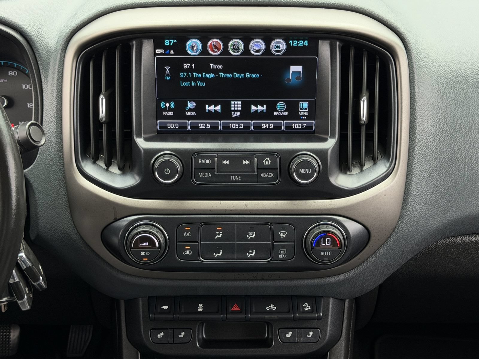 Used 2018 Chevrolet Colorado Z71 RWD image 18