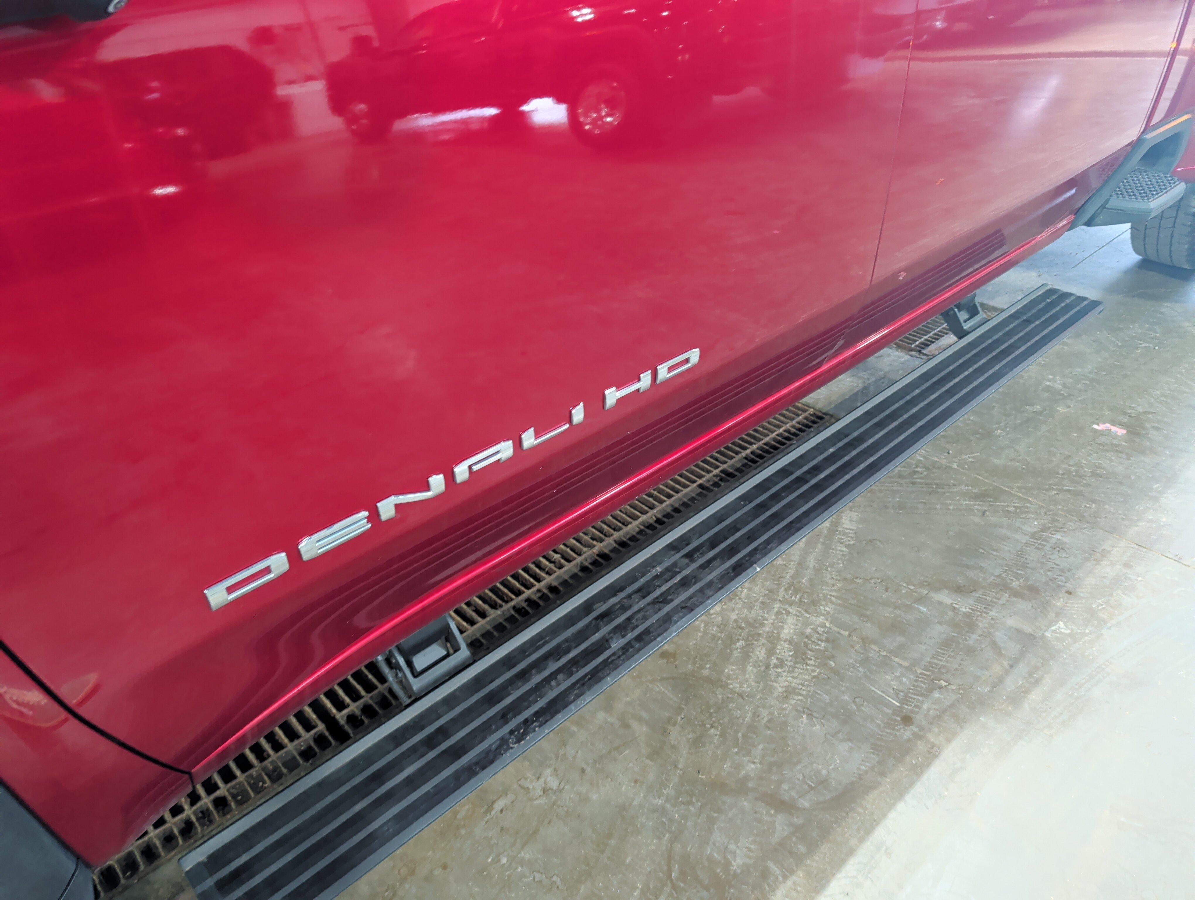 Used 2022 GMC Sierra 3500 Denali w/ Denali Ultimate Package AWD/4WD image 8