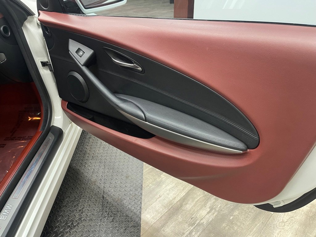 Used 2007 BMW 650i Coupe RWD image 31