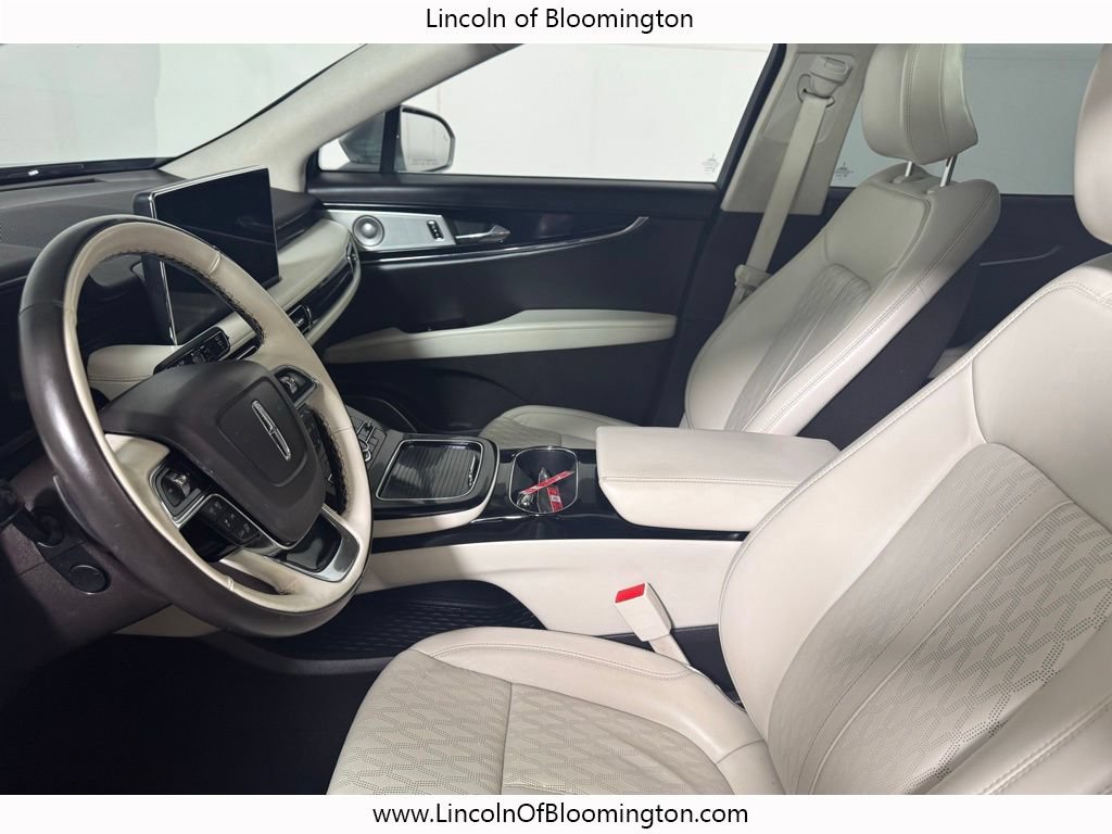 Certified 2022 Lincoln Nautilus Black Label w/ Class II Trailer Tow Package AWD/4WD image 39