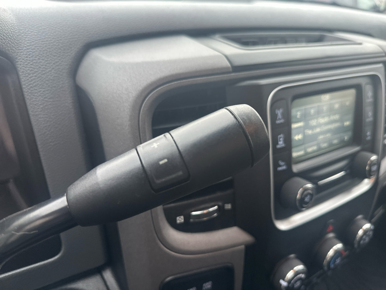 Used 2018 RAM 2500 Tradesman w/ Chrome Appearance Group image 35