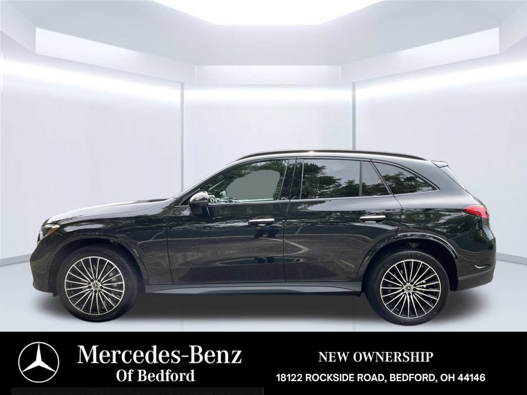 Used 2026 Mercedes-Benz GLC 300 4MATIC image 2
