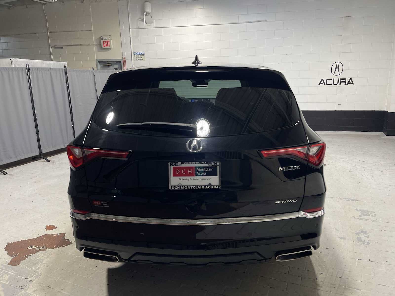Used 2024 Acura MDX w/ Technology Package AWD/4WD image 5