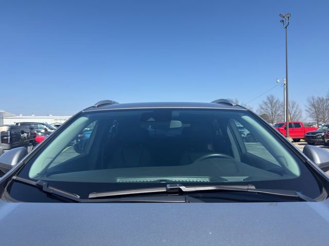 Used 2023 Buick Encore GX Select w/ Sport Touring Package image 25