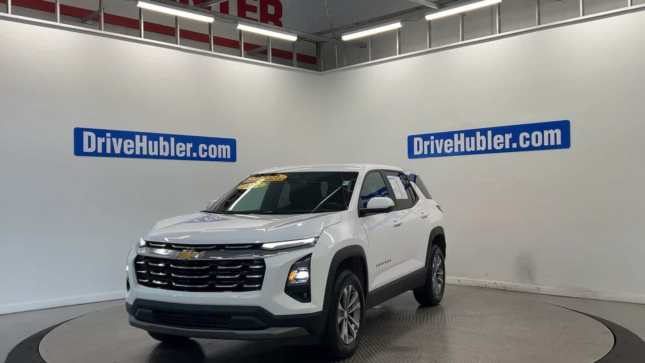 Used 2025 Chevrolet Equinox LT w/ Safety and Technology Package AWD/4WD image 6