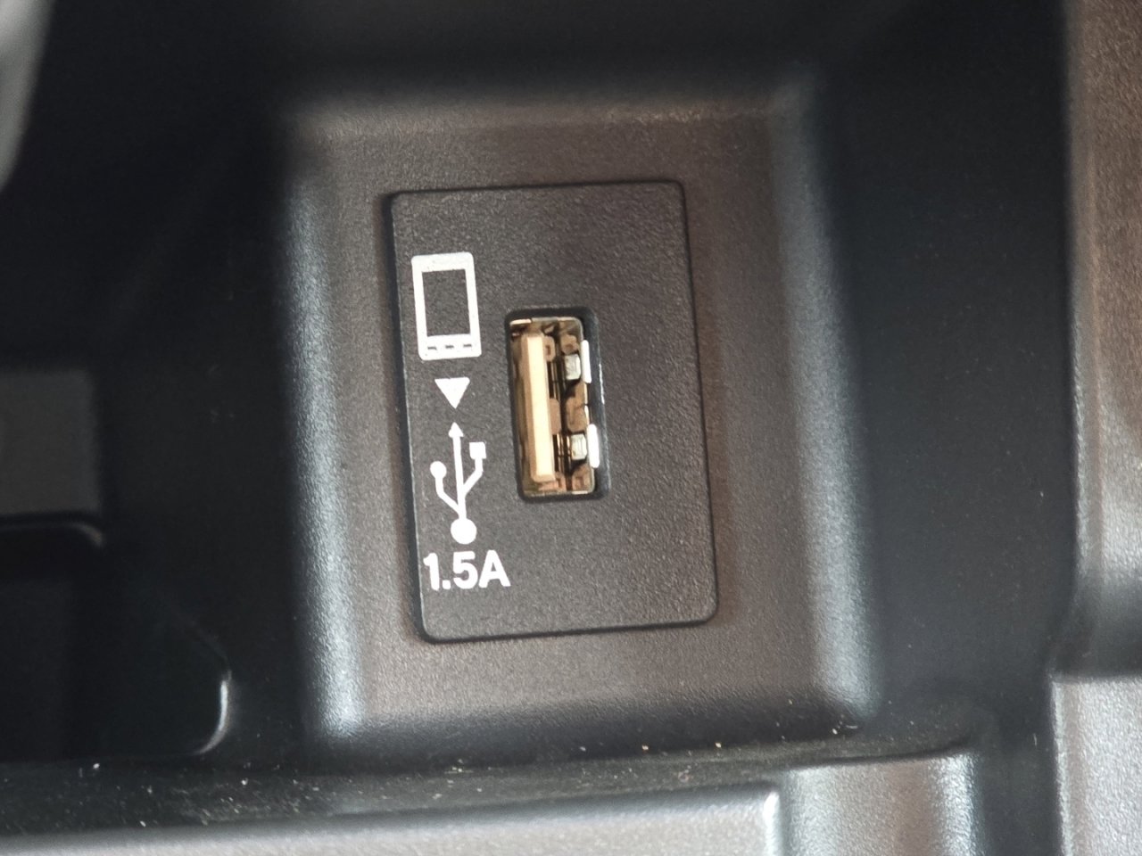 Certified 2017 Honda Accord EX-L image 9