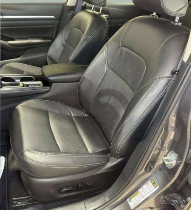 Used 2024 Nissan Altima 2.5 SL image 14