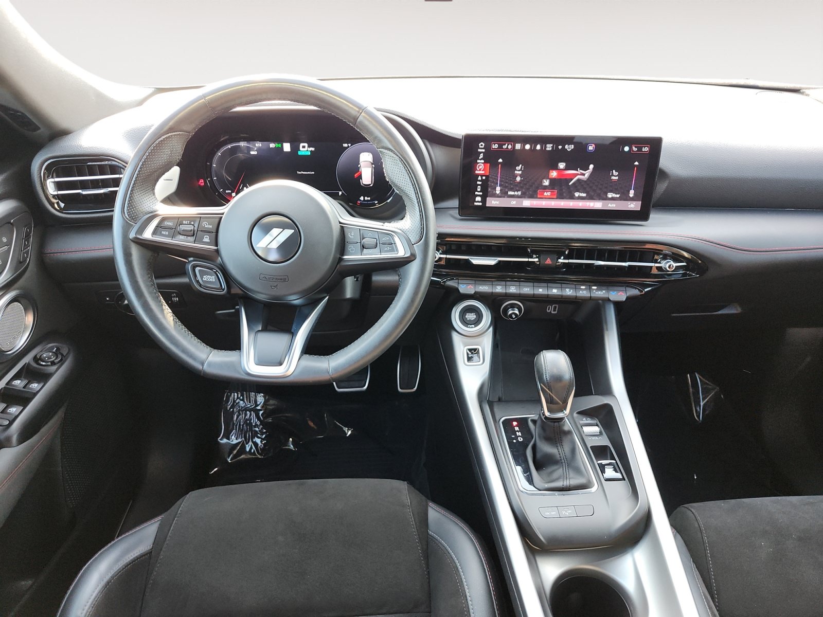Used 2024 Dodge Hornet R/T Plus AWD/4WD image 10