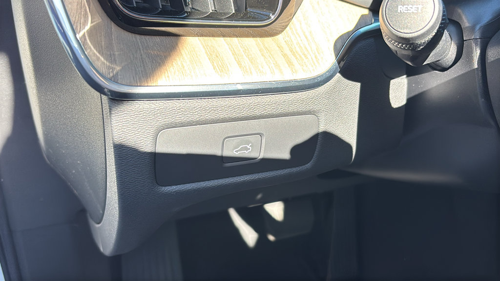 New 2027 Volvo XC60 B5 Ultra AWD/4WD image 14