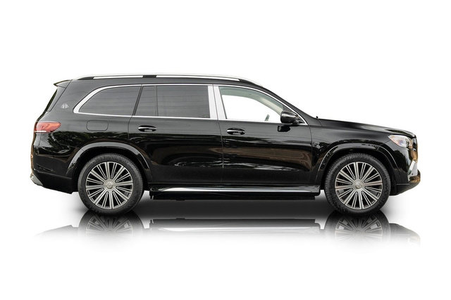 Used 2023 Mercedes-Benz Maybach GLS 600 4MATIC image 2