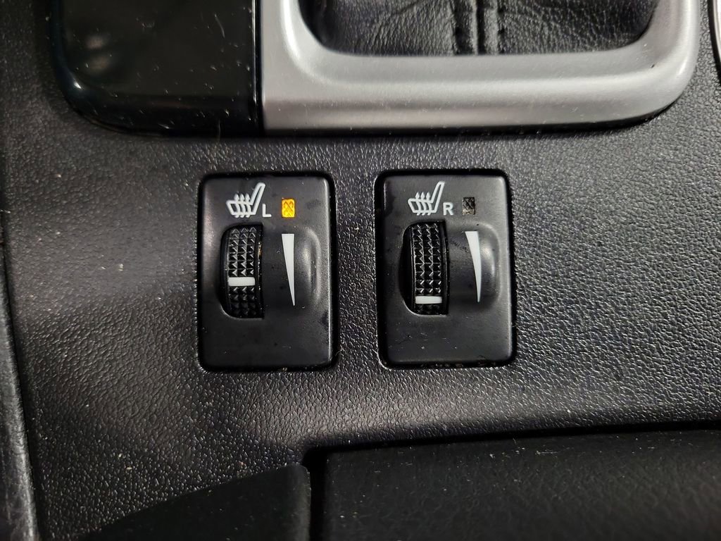 Used 2015 Toyota Highlander XLE image 16