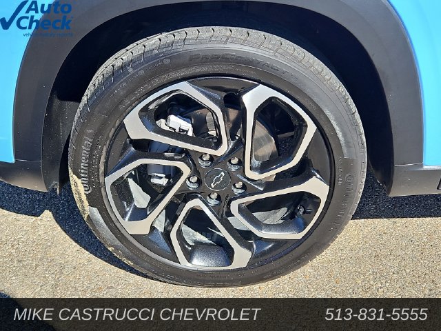 Used 2024 Chevrolet Trax RS w/ Sunroof Package FWD image 9