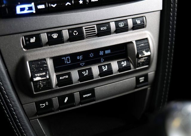 Used 2006 Porsche 911 Carrera S image 21