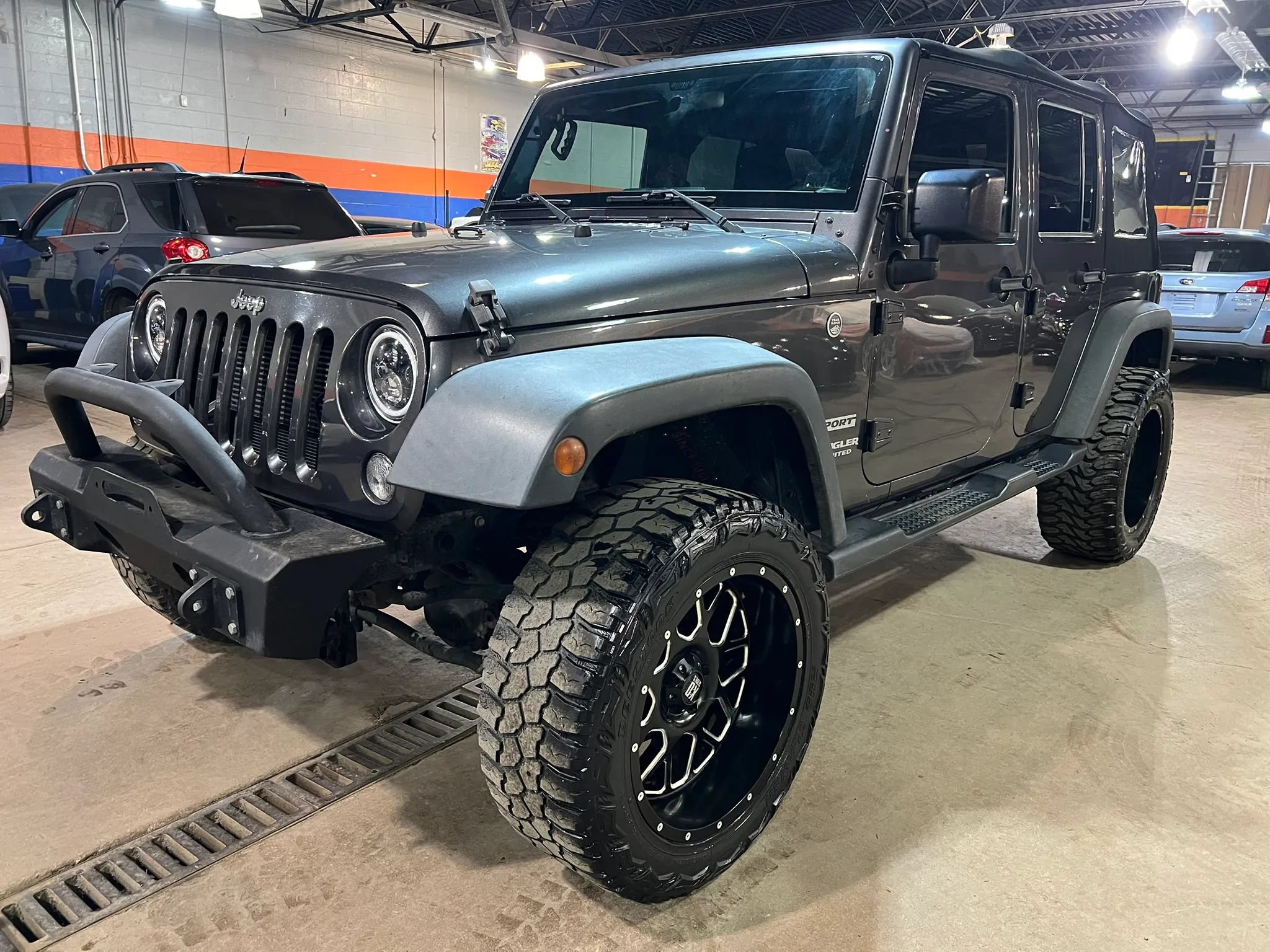 Used 2016 Jeep Wrangler Unlimited Sport AWD/4WD image 7