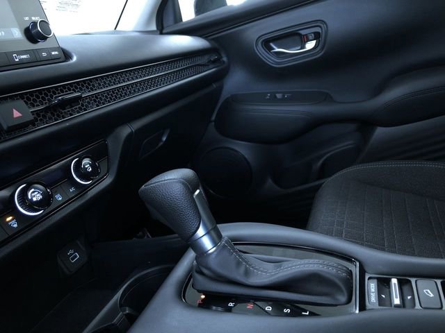 Used 2025 Honda HR-V LX image 28