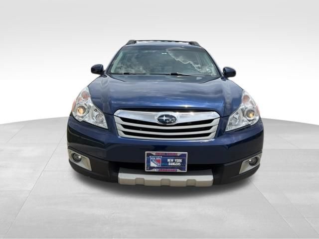 Used 2010 Subaru Outback 2.5i Limited AWD/4WD image 15
