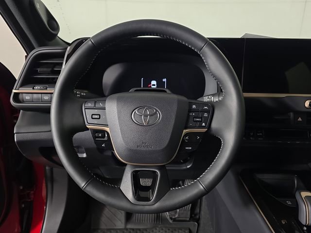 Used 2025 Toyota Crown Limited w/ Advanced Technology Package AWD/4WD image 10