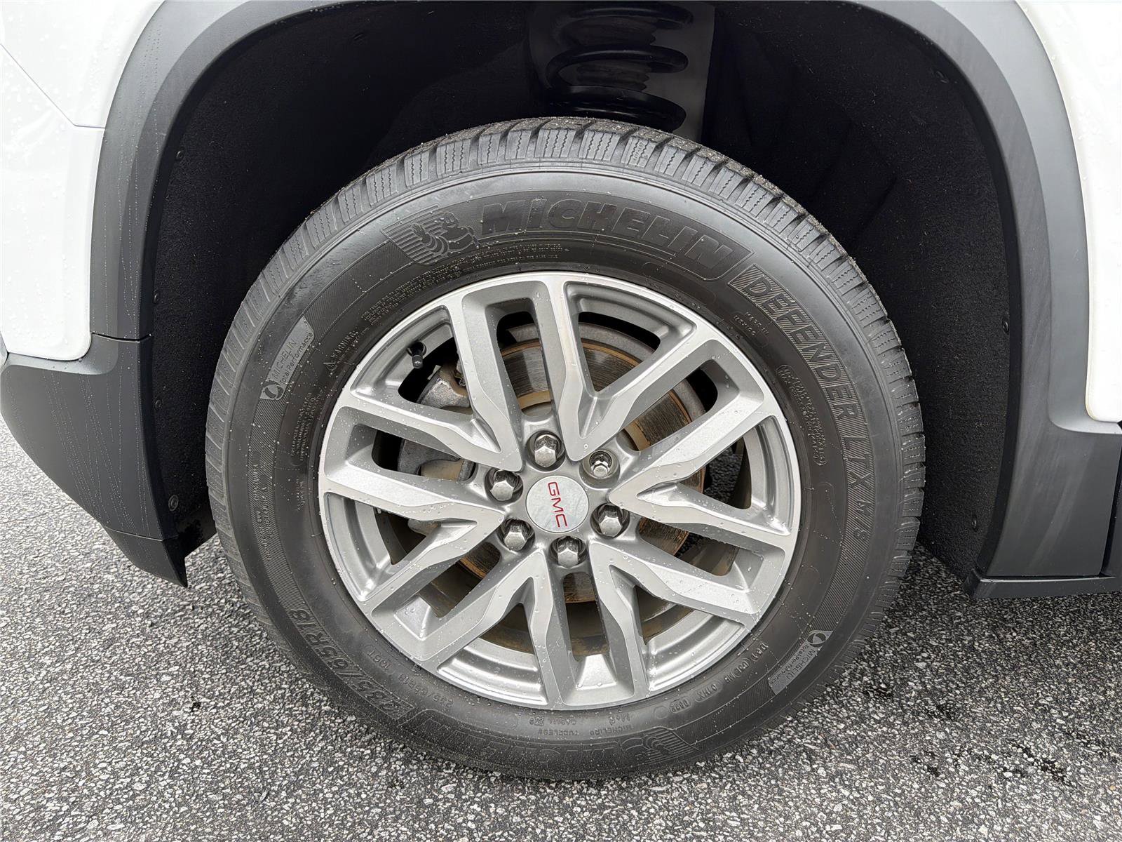 Used 2018 GMC Acadia SLE w/ Driver Alert Package I FWD image 11