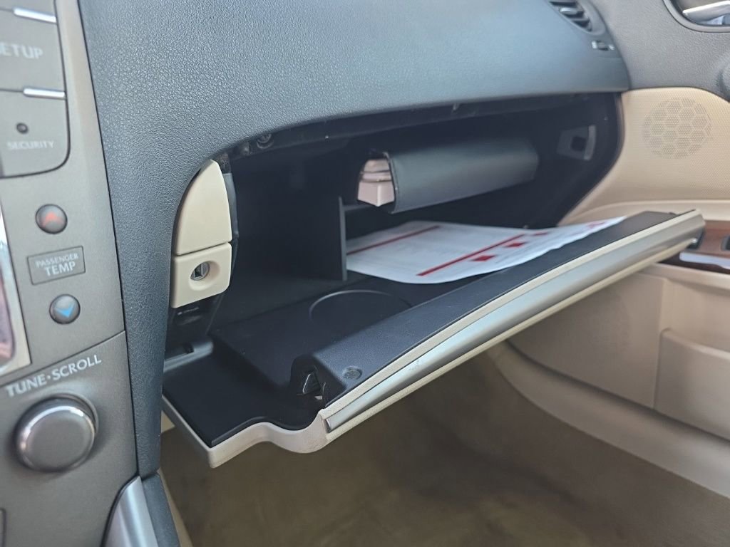 Used 2014 Lexus IS 250C w/ Navigation System Package image 35