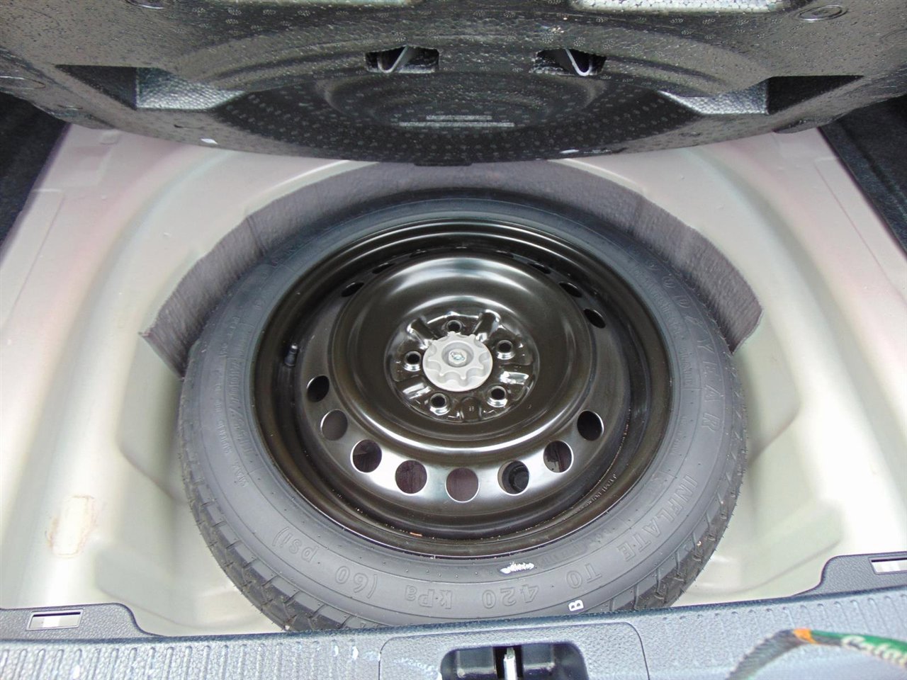 Used 2023 Toyota Camry LE image 11