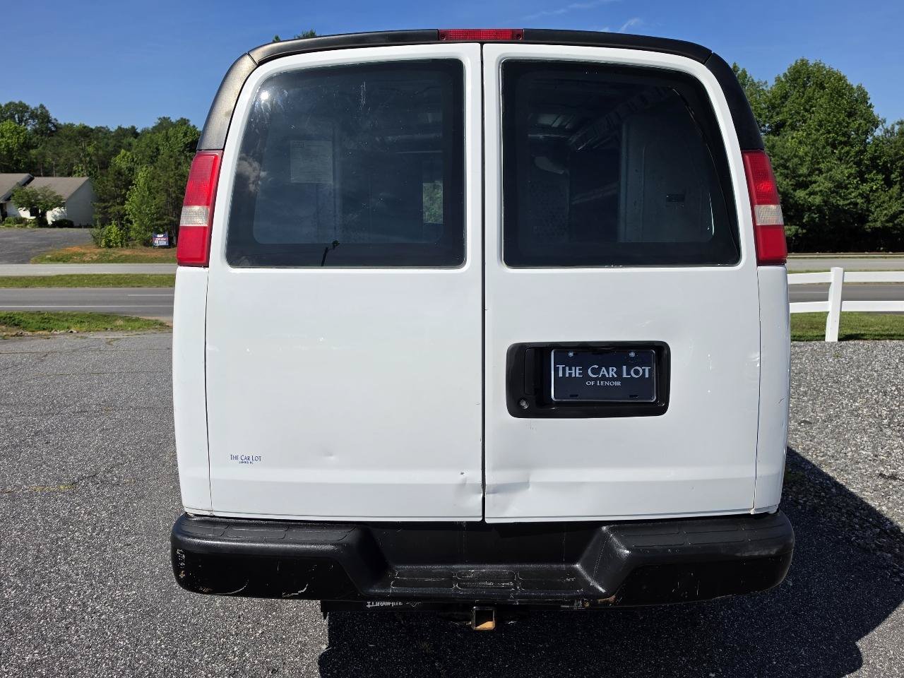 Used 2013 Chevrolet Express 2500 RWD image 4