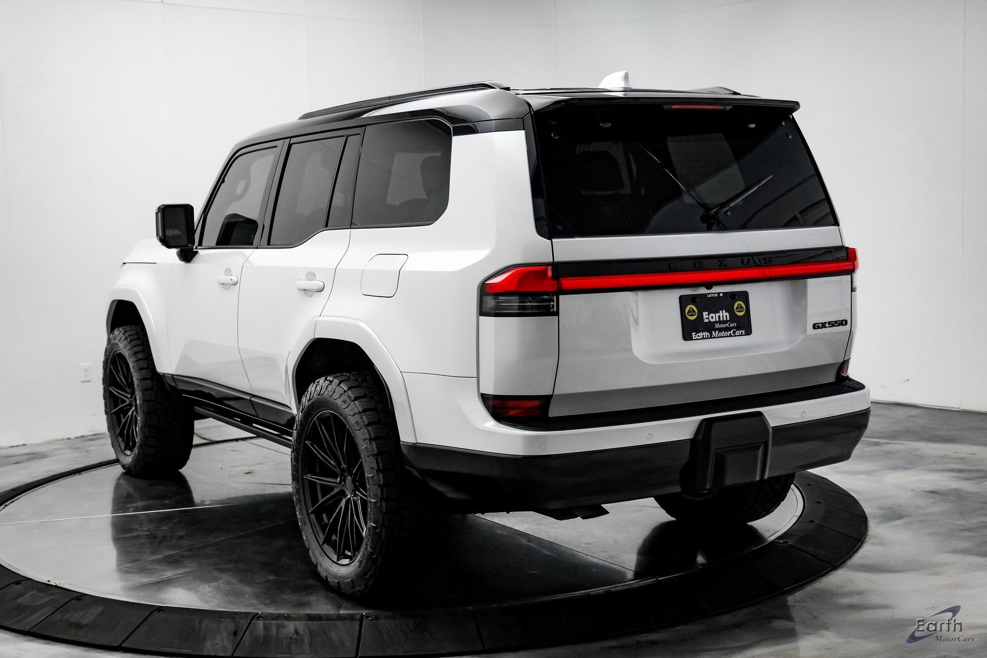 Used 2025 Lexus GX 550 550 Luxury+ 22 VOSSEN WHEELS w/ Accessory Package (2T) image 11