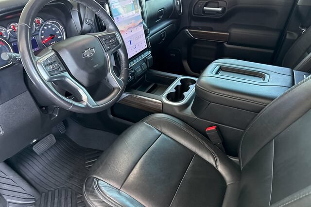 Used 2020 Chevrolet Silverado 1500 LT Trail Boss AWD/4WD image 10