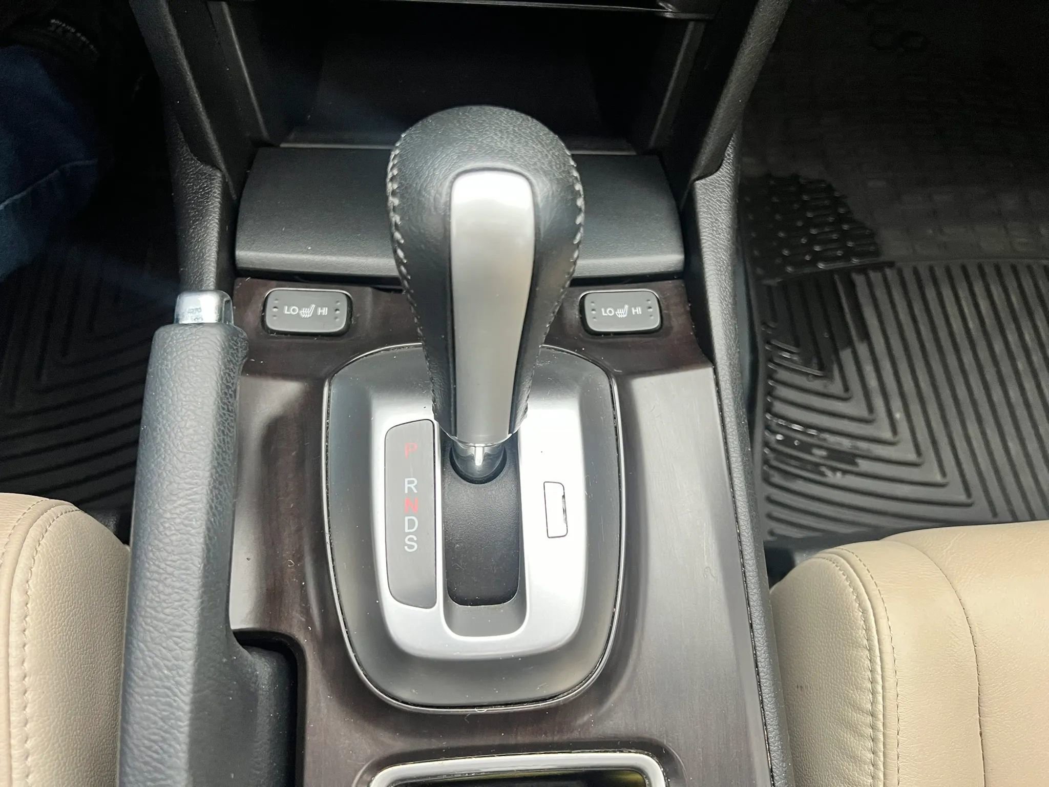 Used 2015 Honda Crosstour EX-L image 22