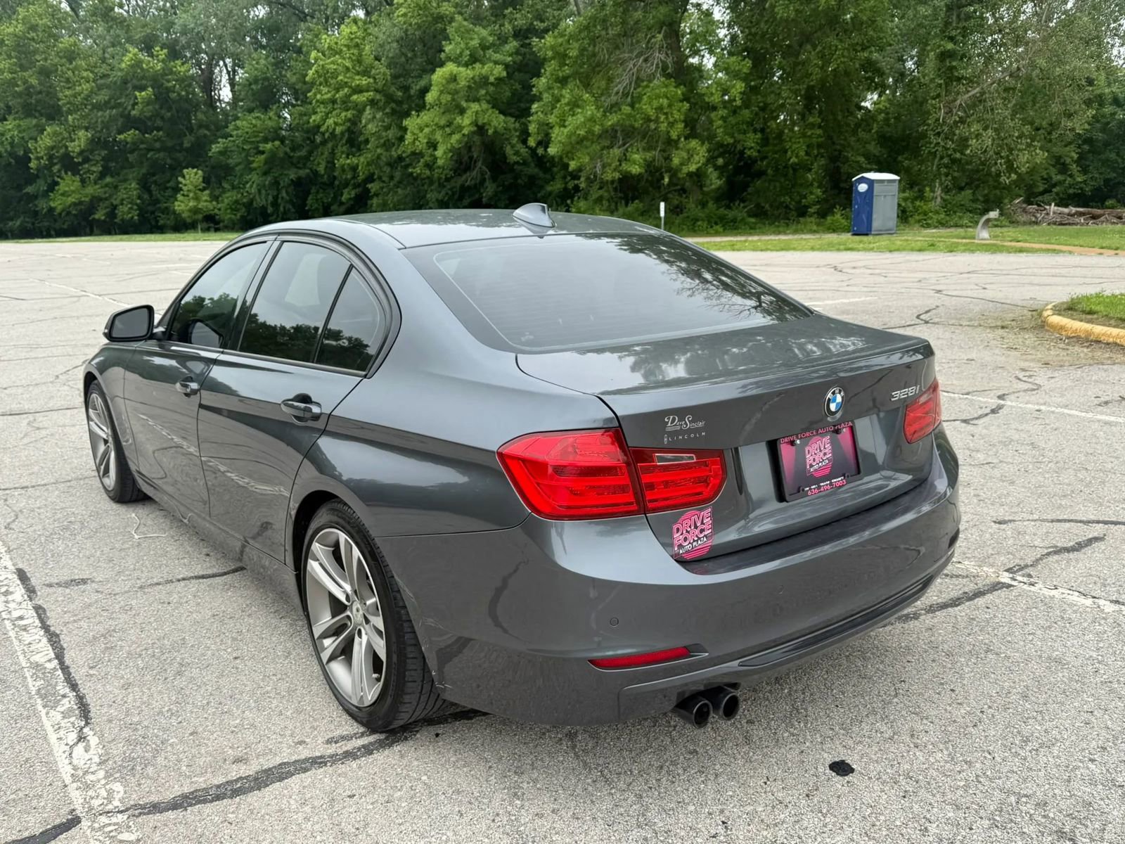 Used 2013 BMW 328i Sedan RWD image 7