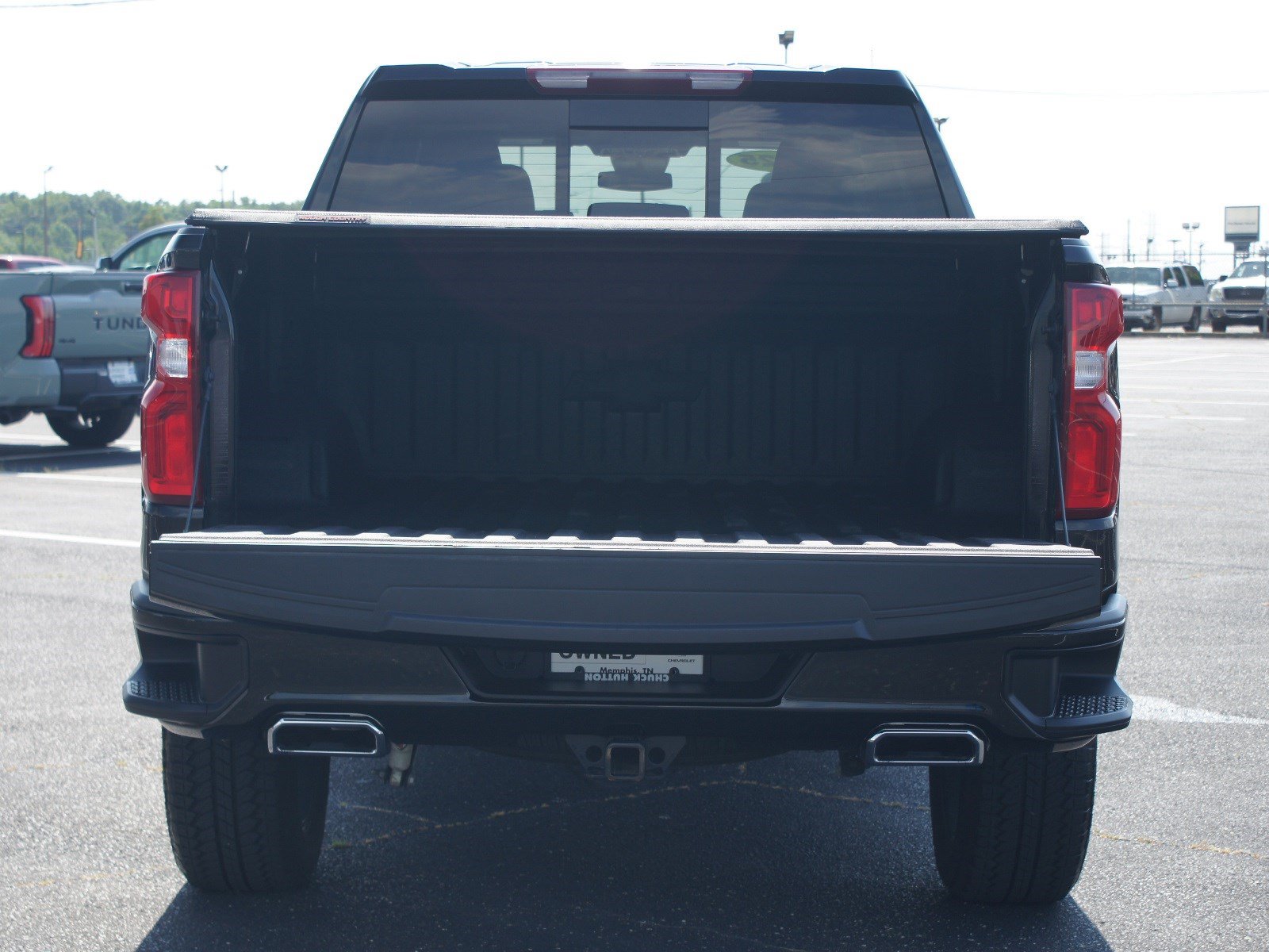 Used 2025 Chevrolet Silverado 1500 LT Trail Boss w/ Convenience Package II AWD/4WD image 18