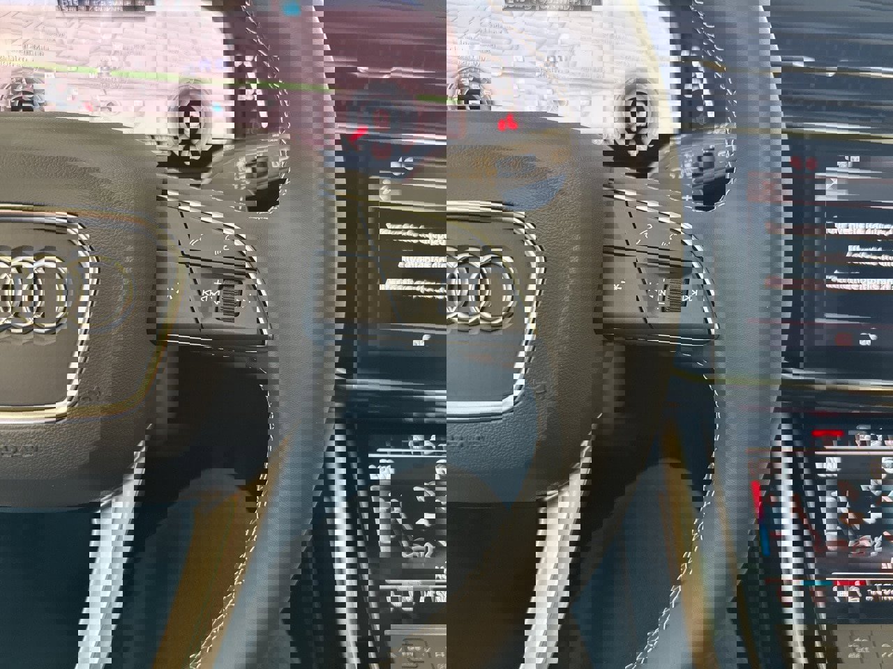 New 2025 Audi Q8 Premium Plus image 21