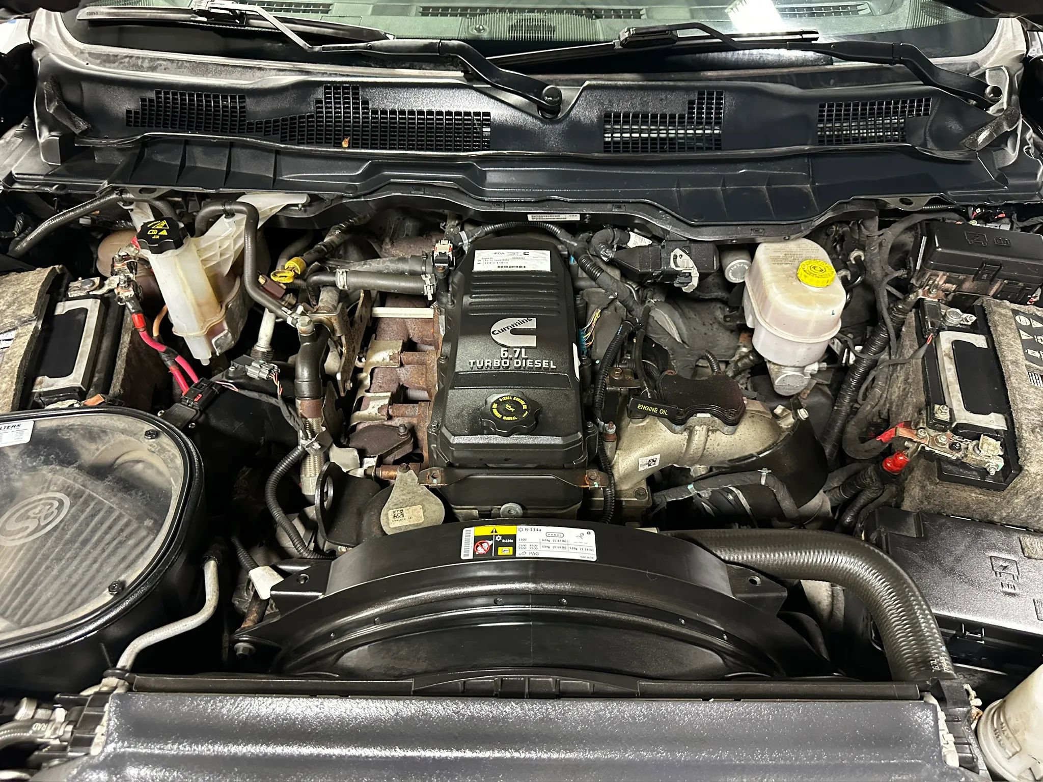 Used 2018 RAM 3500 Laramie Longhorn image 26