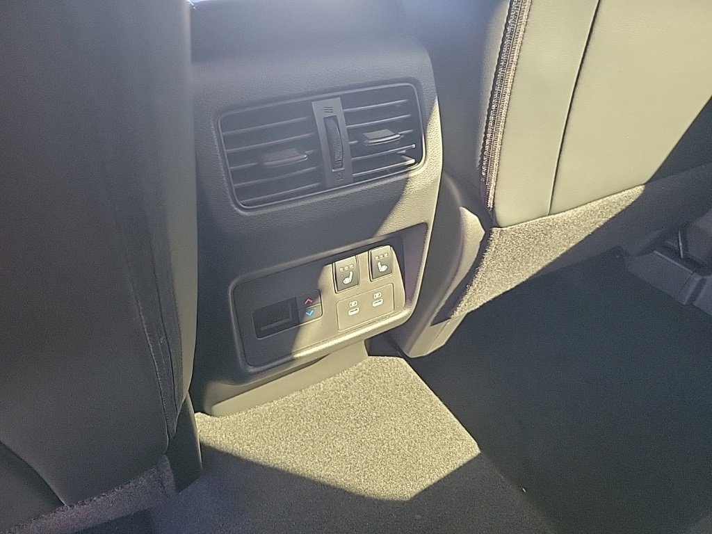 New 2026 Nissan Rogue SV image 35