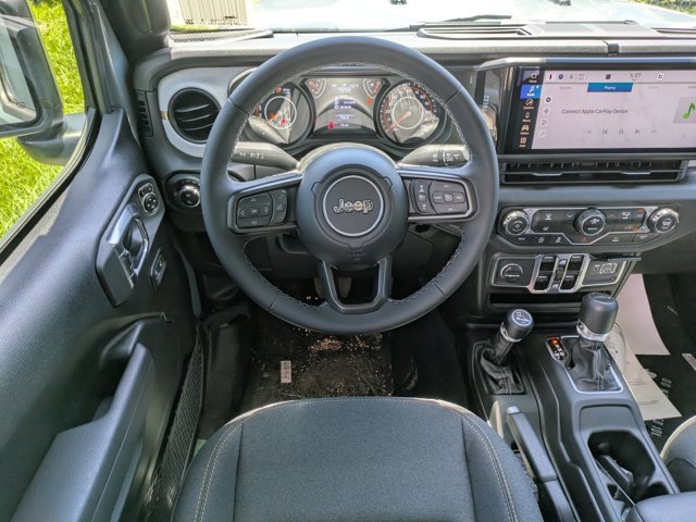 New 2025 Jeep Gladiator Sport image 12