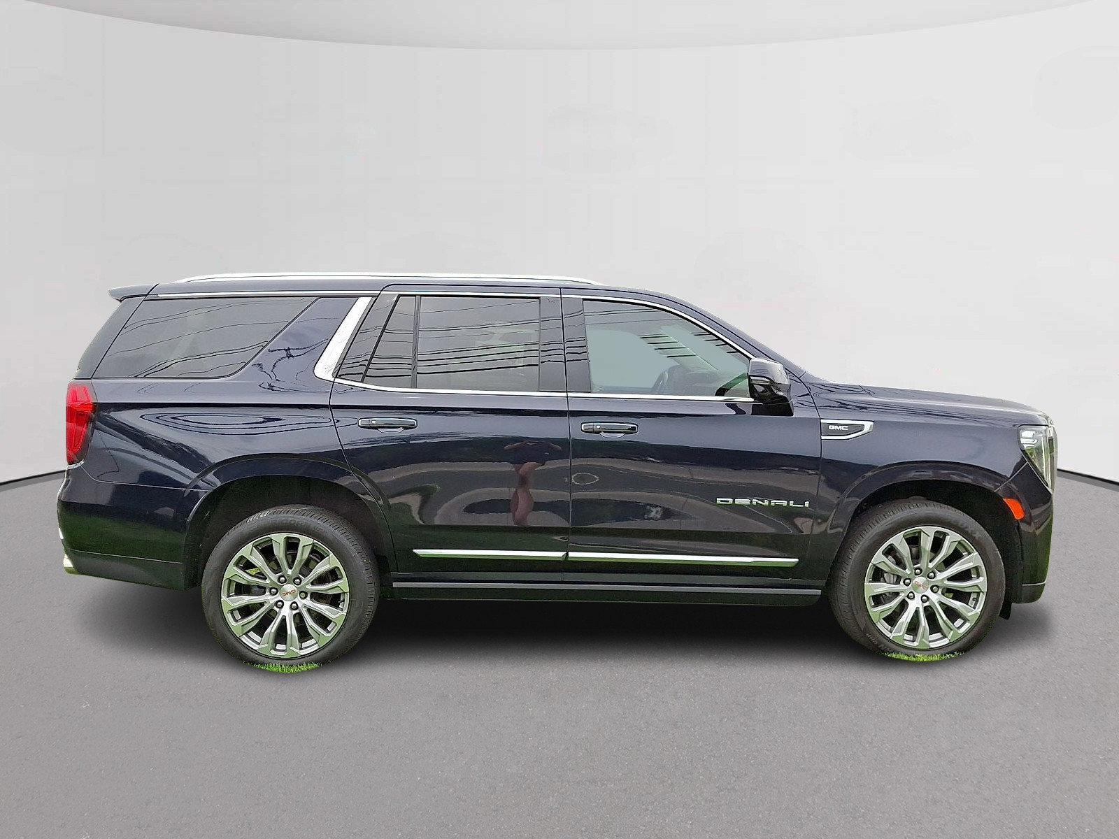 Used 2022 GMC Yukon Denali AWD/4WD image 12