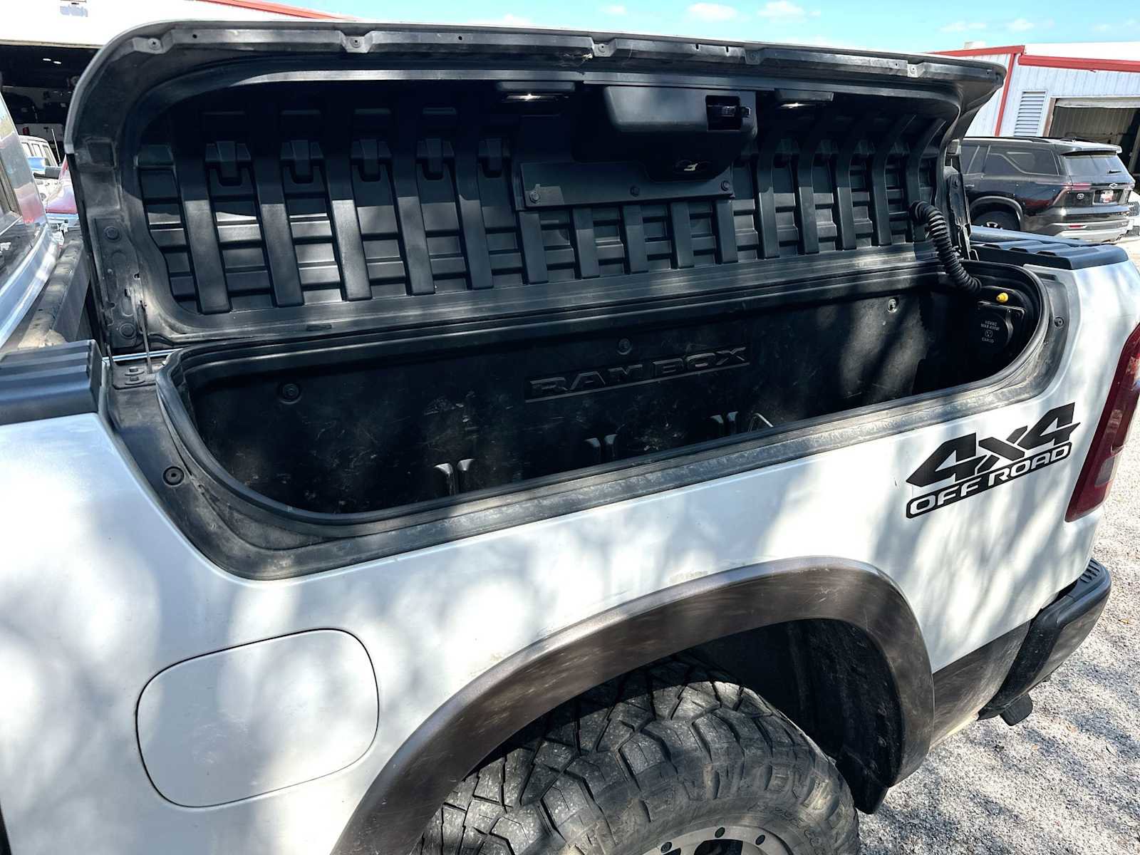 Used 2020 RAM 1500 Limited image 28