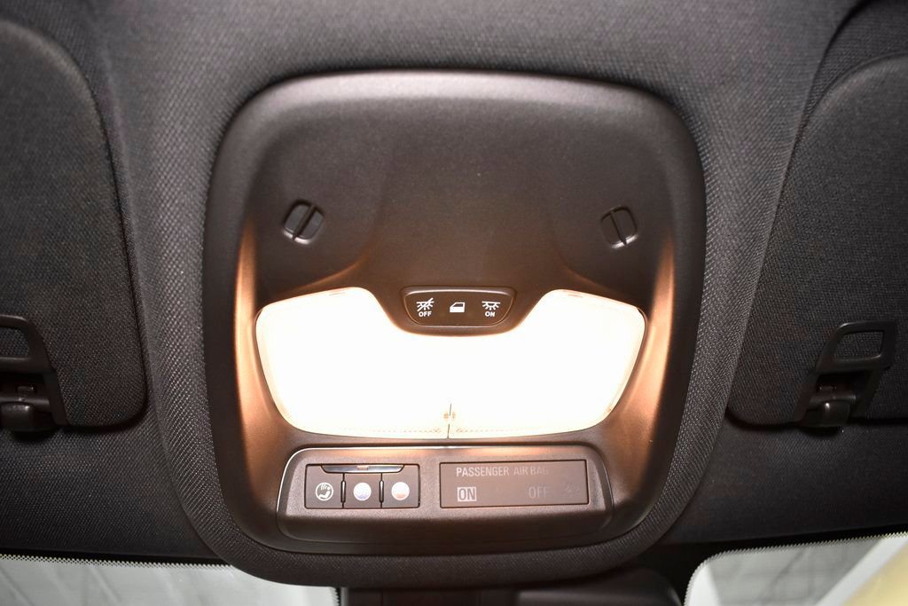 Used 2023 Chevrolet TrailBlazer RS w/ Convenience Package image 44