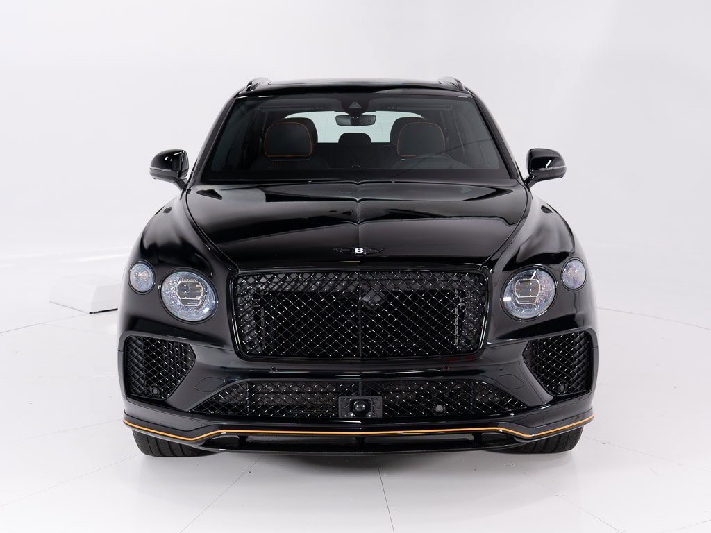 Used 2025 Bentley Bentayga image 8