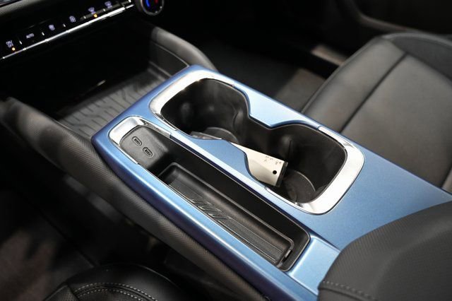 New 2026 Chevrolet Equinox EV LT w/ Convenience Package II image 18