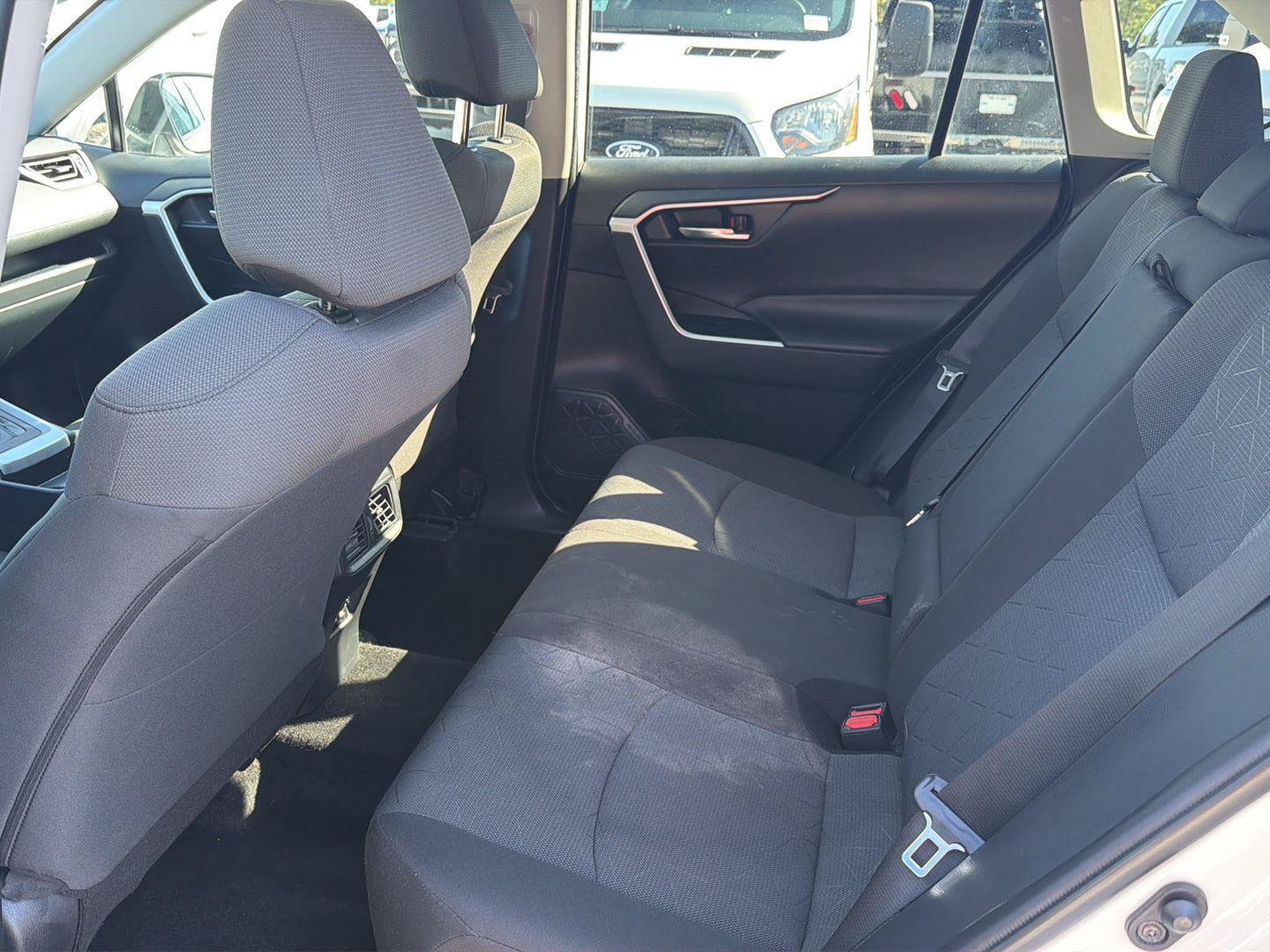 Used 2021 Toyota RAV4 XLE w/ Convenience Package AWD/4WD image 11