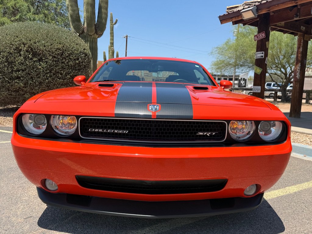 Used 2009 Dodge Challenger SRT8 w/ SRT Option Group II RWD image 3