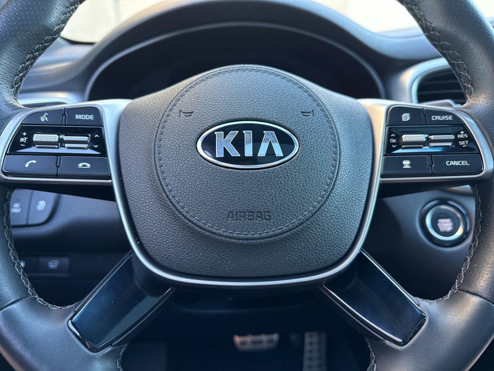 Used 2019 Kia Sorento SX image 27