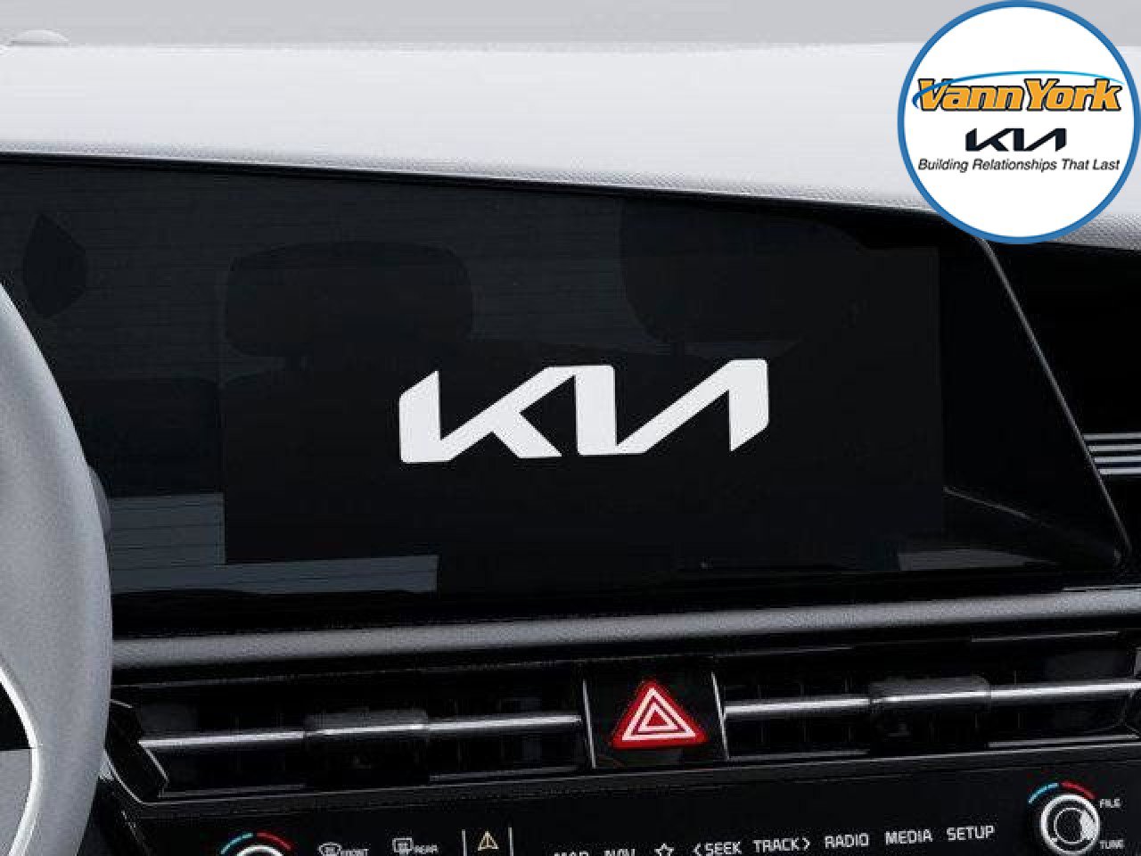 New 2025 Kia Niro EX Touring image 18