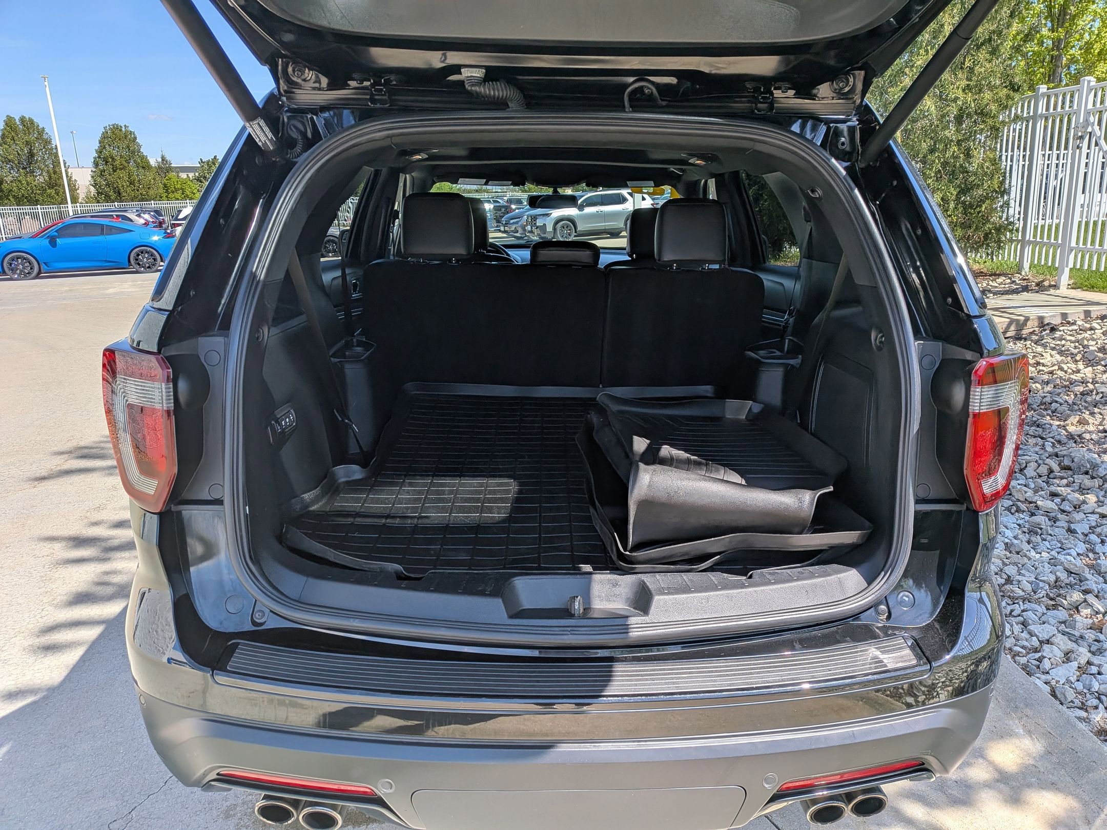 Used 2018 Ford Explorer Sport AWD/4WD image 27