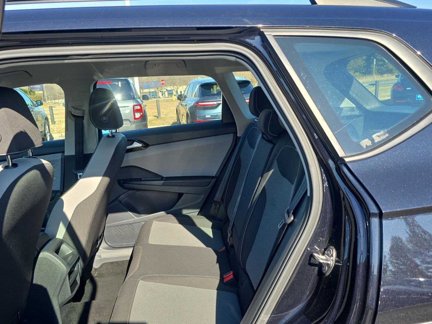 Used 2024 Volkswagen Taos S image 10