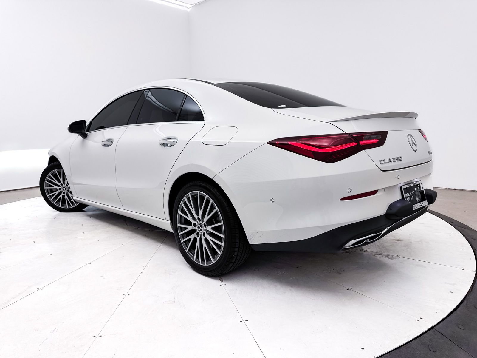 Used 2024 Mercedes-Benz CLA 250 4MATIC image 2