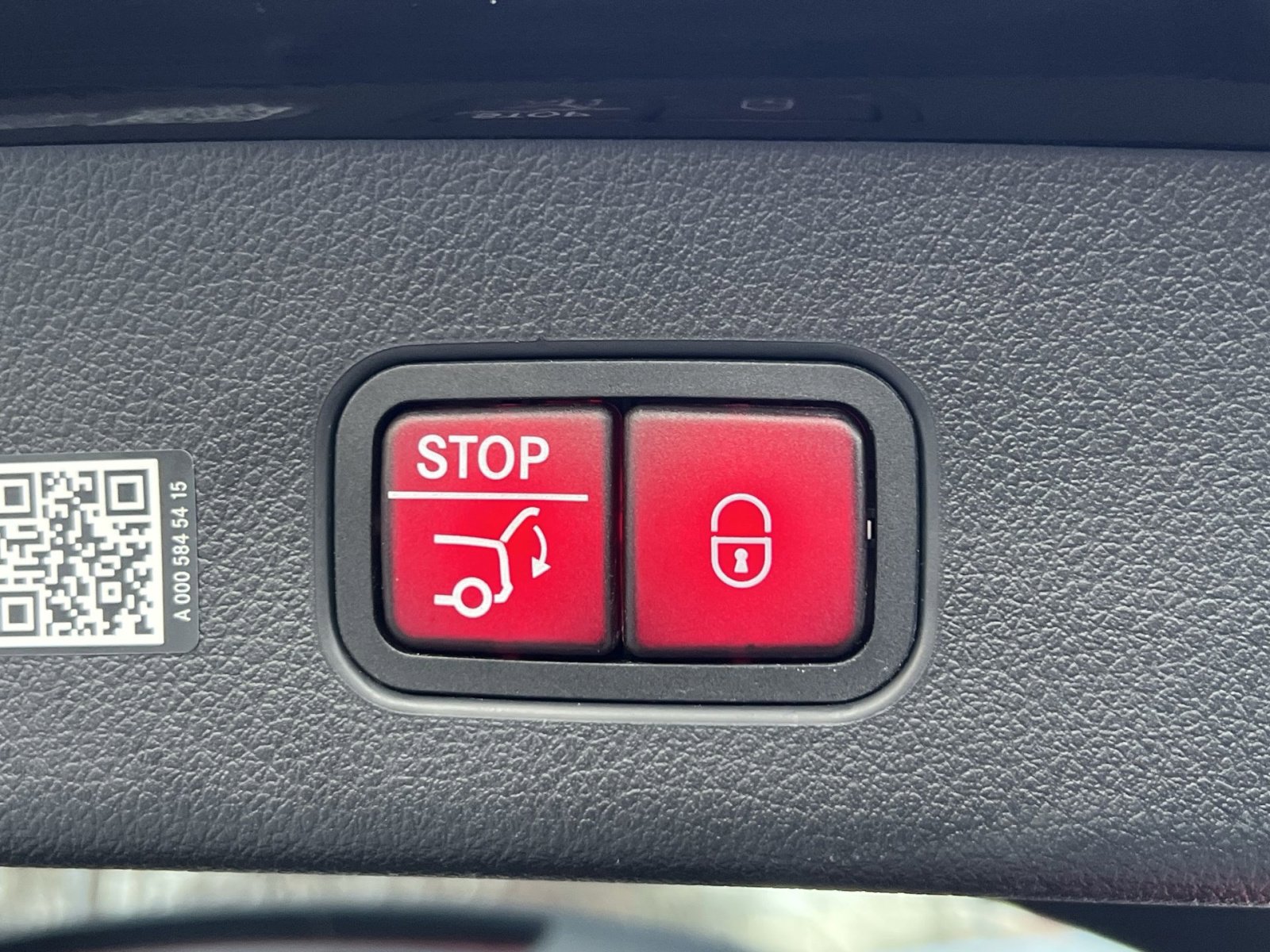 Certified 2024 Mercedes-Benz GLC 300 4MATIC image 25