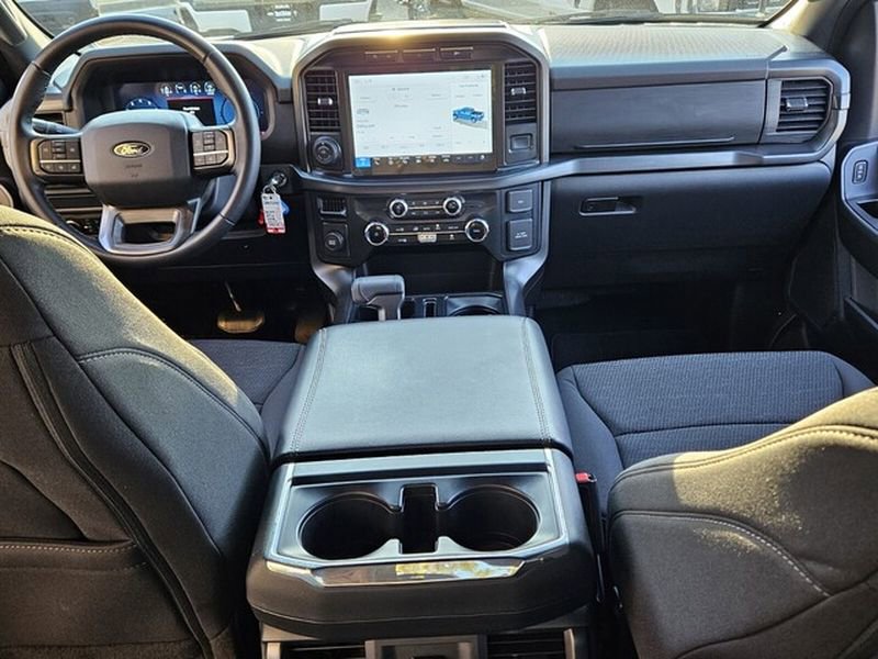 Used 2024 Ford F150 XLT w/ XLT Black Appearance Package image 10