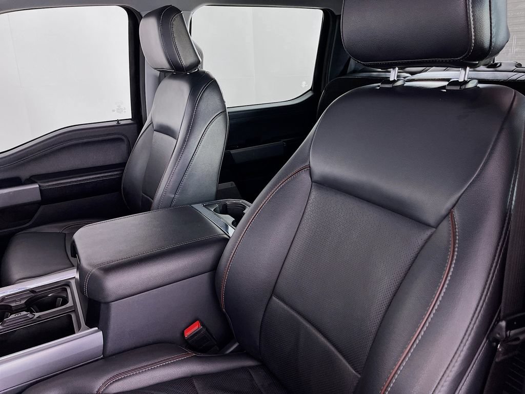 Used 2024 Ford F250 Lariat w/ Black Appearance Package AWD/4WD image 29